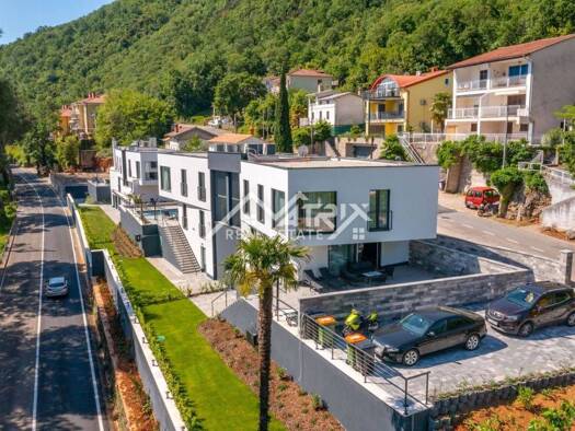 Haus zum Kauf 800.000 € 5 Zimmer 225 m² Opatija - Centar, Opatija Opatija