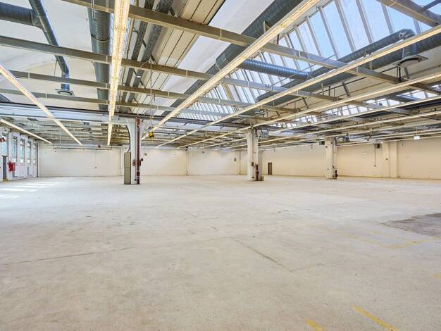 Lagerhalle zur Miete 8,79 € 441,9 m² Lagerfläche Großbeerenstraße 2 Mariendorf Tempelhof-Schöneberg 12107