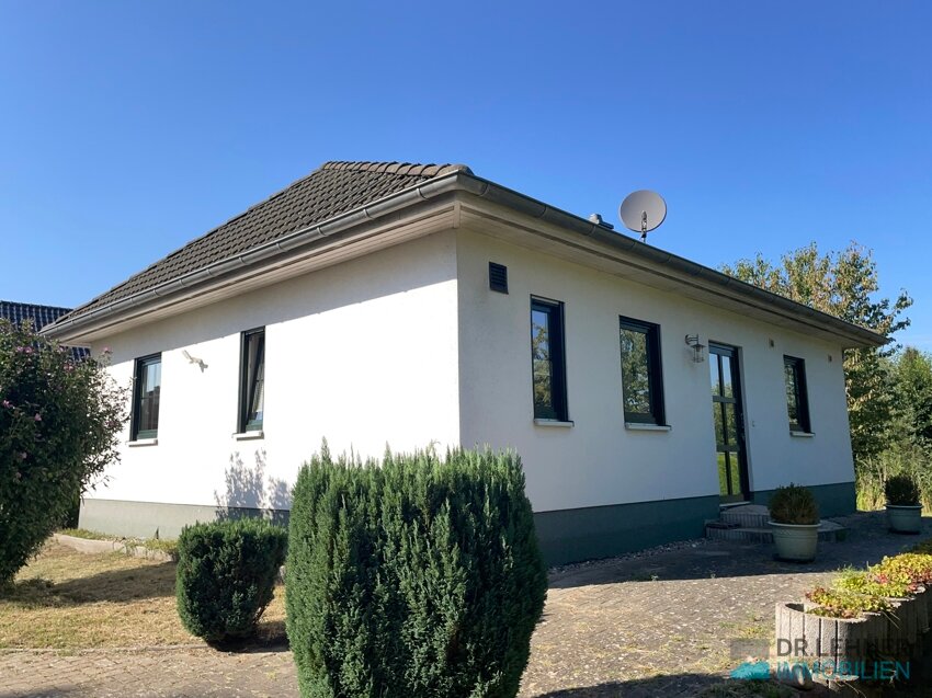 Bungalow zum Kauf 168.000 € 2 Zimmer 78,2 m²<br/>Wohnfläche 1.350 m²<br/>Grundstück Perleberg Perleberg 19348