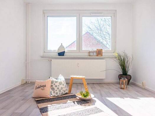 Wohnung zur Miete 256 € 2 Zimmer 47,1 m² 2. Geschoss frei ab 01.05.2026 Helbersdorfer Str. 10b Helbersdorf Chemnitz 09120