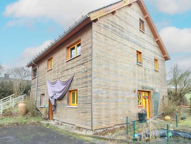 Immobilie zum Kauf als Kapitalanlage geeignet 149.900 € 7 Zimmer 115 m² 1.590 m² Grundstück Gollmuthhausen Höchheim 97633