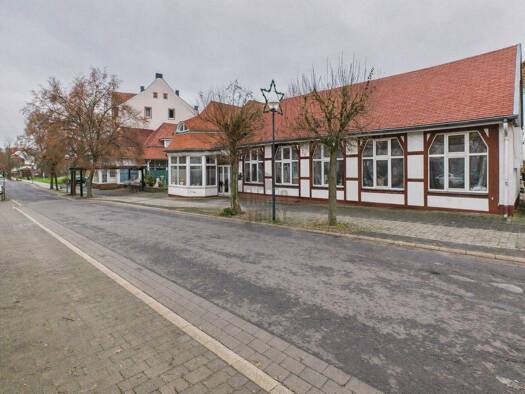 Restaurant zur Miete 1.500 € 295 m² Gastrofläche Bad Salzschlirf 36364