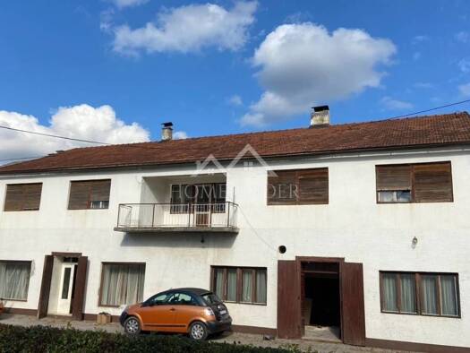 Einfamilienhaus zum Kauf 165.000 € 10 Zimmer 800 m² Kraljevec na Sutli, Kraljevec Na Sutli Kraljevec na Sutli 49294