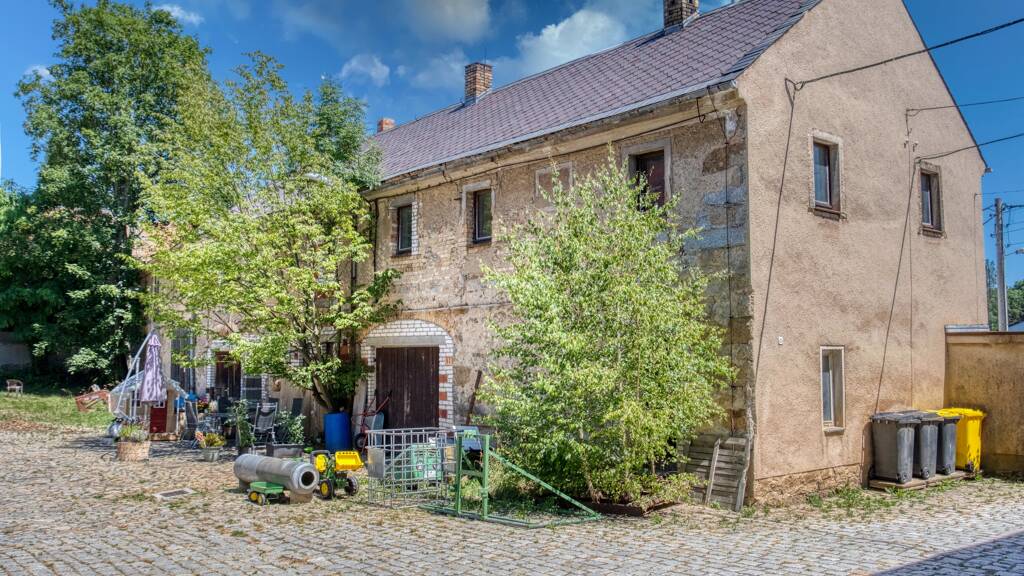 Mehrfamilienhaus zum Kauf 40.000 € 8 Zimmer 250 m² 800 m² Grundstück Prietitz Elstra - Prietitz 01920