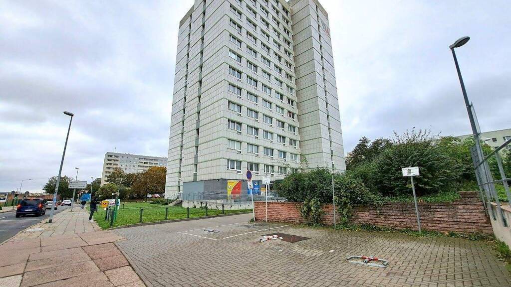 Garage zur Miete 35,70 € Salbker Str. 8 Leipziger Str. Magdeburg 39120