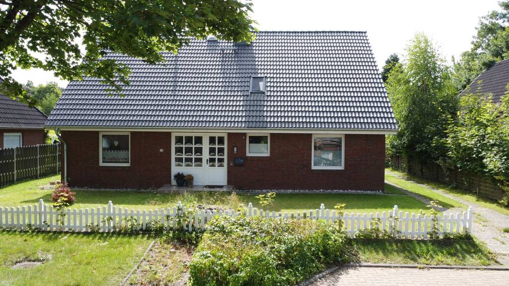 Einfamilienhaus zum Kauf 398.000 € 5 Zimmer 174 m² 822 m² Grundstück Husum 25813