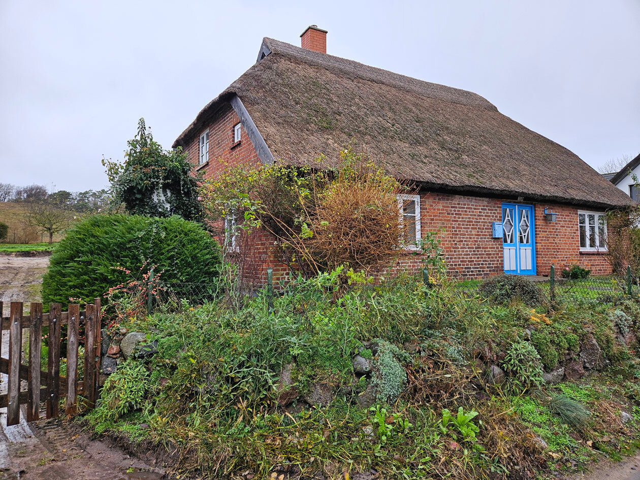 Bauernhaus zum Kauf 760.000 € 1.650 m²<br/>Grundstück Boddenstraße 33 Groß Zicker Mönchgut 18586