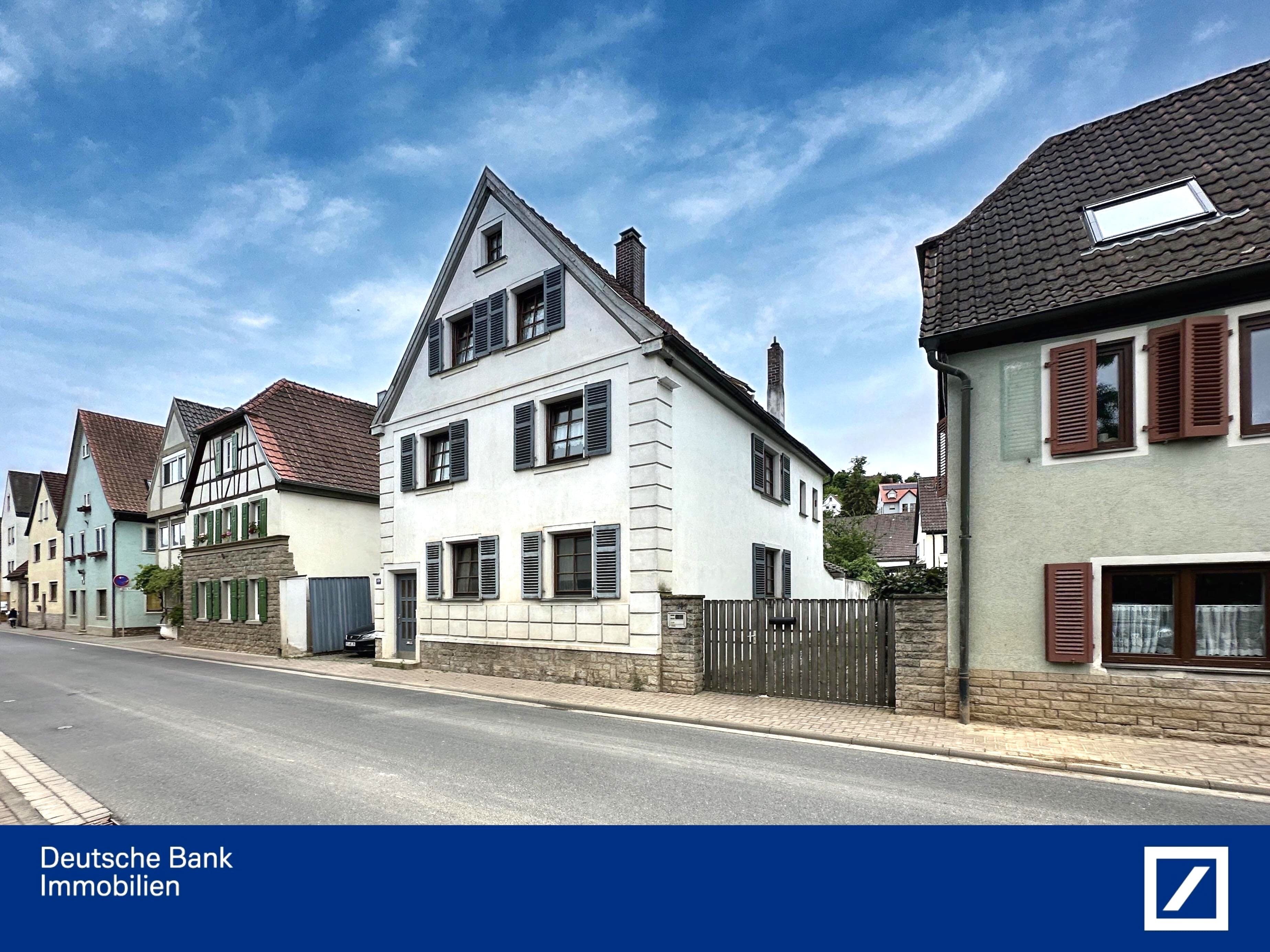 Einfamilienhaus zum Kauf 140.000 € 6 Zimmer 83 m²<br/>Wohnfläche 350 m²<br/>Grundstück Mainstockheim 97320