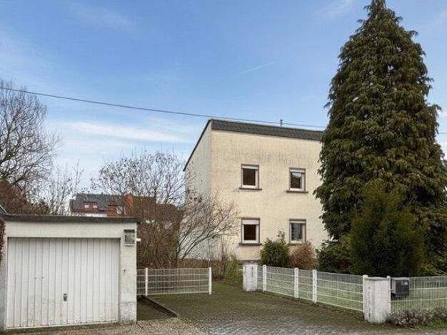 Doppelhaushälfte zum Kauf 359.000 € 2,5 Zimmer 70 m² 675 m² Grundstück Schwanheim Frankfurt am Main 60529
