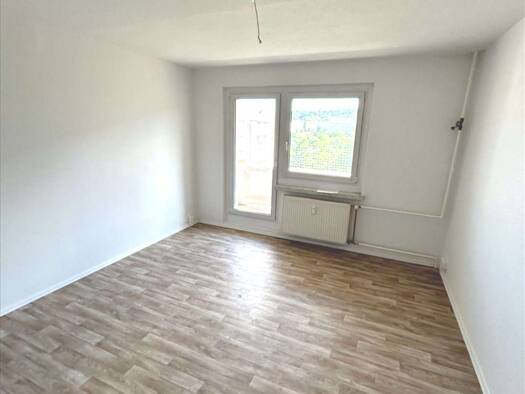 Wohnung zur Miete 257 € 3 Zimmer 56 m² 5. Geschoss frei ab sofort Pawlowstraße 5 Chrieschwitz Plauen , Vogtl 08529