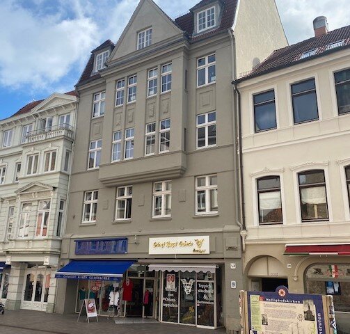 Wohnung zur Miete 1.350 € 3 Zimmer 174,4 m²<br/>Wohnfläche EG<br/>Geschoss 01.10.2024<br/>Verfügbarkeit Große Straße 30 VH Altstadt - St.-Marien Flensburg 24937