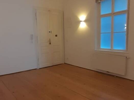 Wohnung zur Miete 15,60 € 2 Zimmer 117,4 m² 3. Geschoss Landstraße 1030