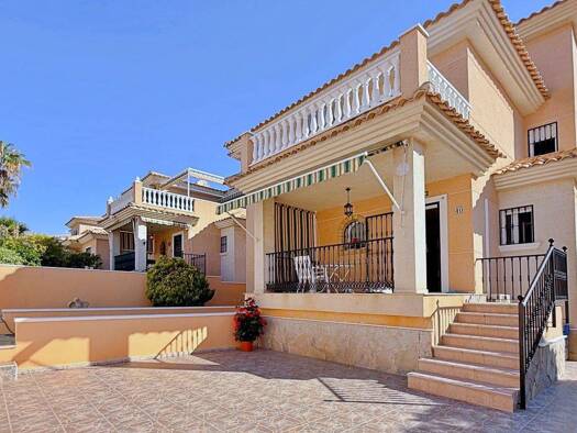 Villa zum Kauf 379.000 € 4 Zimmer 198 m² 303 m² Grundstück Orihuela 03189