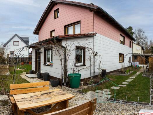 Einfamilienhaus zum Kauf 249.000 € 206 m² 495 m² Grundstück frei ab 01.08.2026 Mitterteich 95666