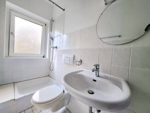 Wohnung zur Miete 499 € 3 Zimmer 51,4 m² frei ab sofort Hohenstaufenring 65 Innenstadt Minden 32427