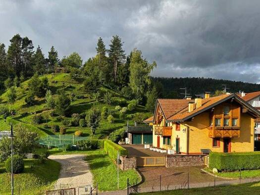 Villa zum Kauf 900.000 € 6 Zimmer 300 m² 3.000 m² Grundstück Nosellari di Folgaria