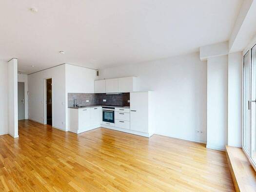 Wohnung zur Miete 1.235 € 2 Zimmer 81,3 m² 1. Geschoss frei ab 01.04.2026 Kleyerstraße 39 Gallus Frankfurt am Main 60326