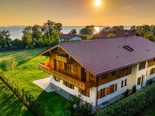 Wohnung zur Miete 2.995 € 2 Zimmer 100 m² EG frei ab sofort Chieming 83339