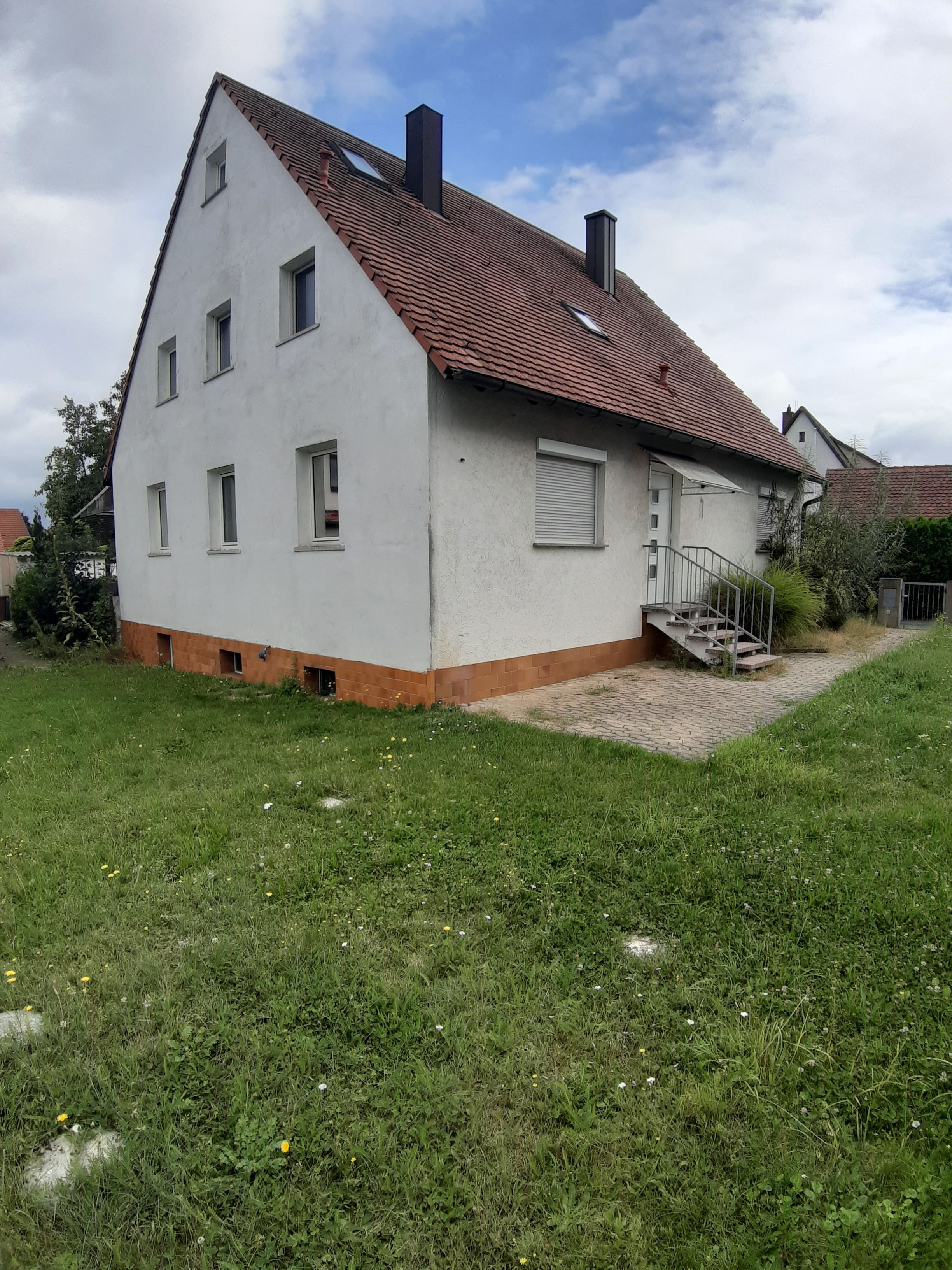 Einfamilienhaus zum Kauf 699.000 € 6 Zimmer 150 m²<br/>Wohnfläche 758 m²<br/>Grundstück ab sofort<br/>Verfügbarkeit Hochstrasse 4 a Zirndorf Zirndorf 90513