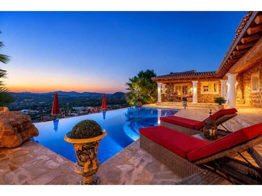 Villa zur Miete 10.000 € 6 Zimmer 416 m² 1.700 m² Grundstück Santa Eulària des Riu 07849