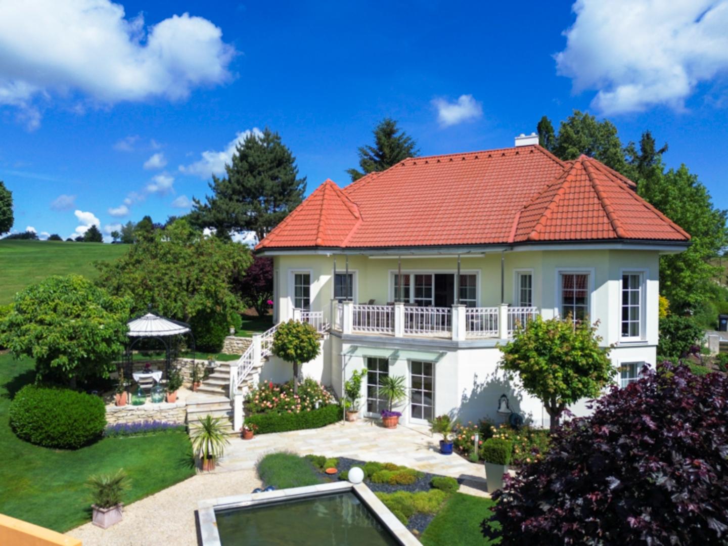 Villa zum Kauf 849.500 € 10 Zimmer 260 m²<br/>Wohnfläche 1.000 m²<br/>Grundstück Bad Hall 4540