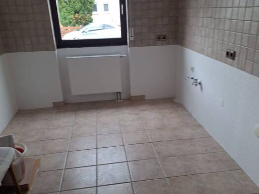 Wohnung zur Miete 1.300 € 4 Zimmer 110 m² Großwelzheim Karlstein 63791