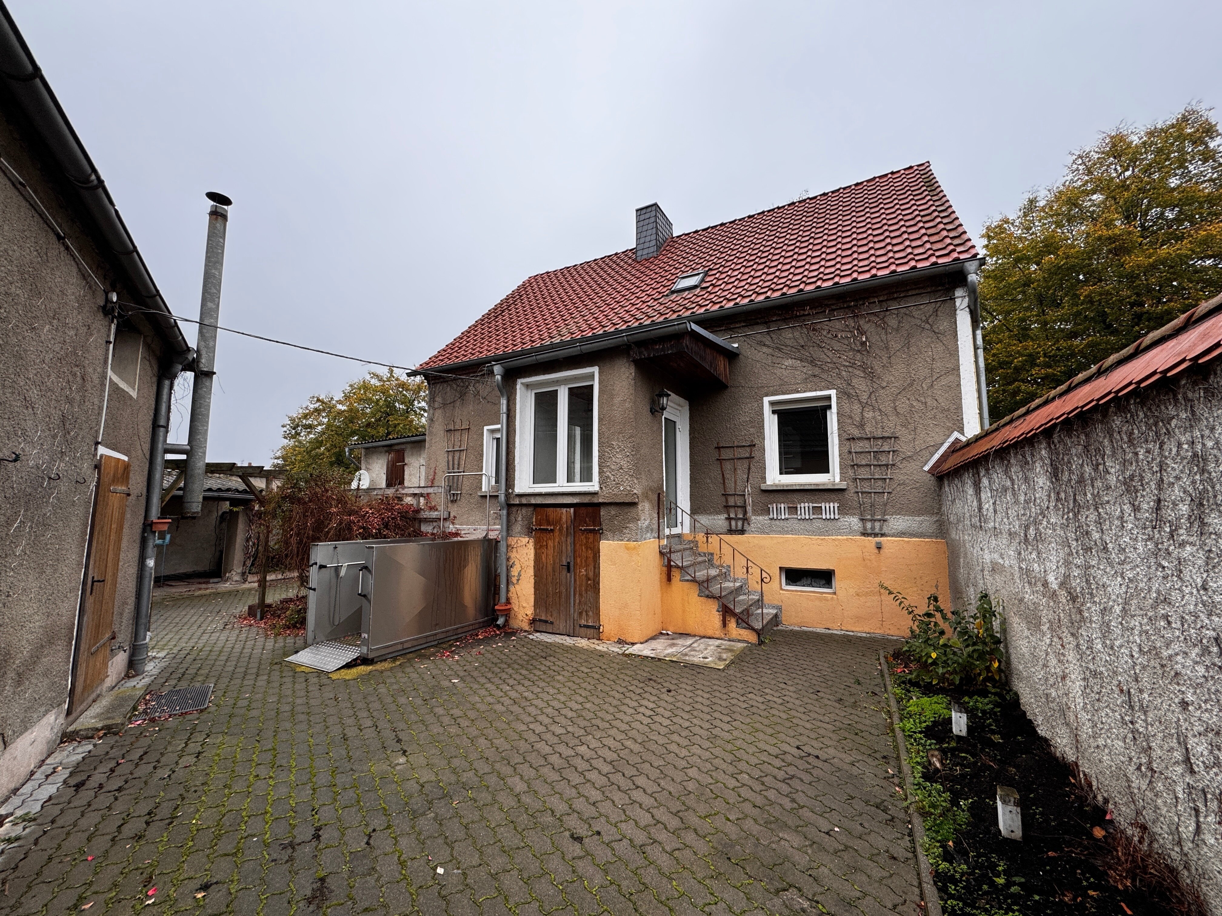 Einfamilienhaus zum Kauf 89.000 € 4 Zimmer 105 m²<br/>Wohnfläche 573 m²<br/>Grundstück Eickendorf Bördeland 39221