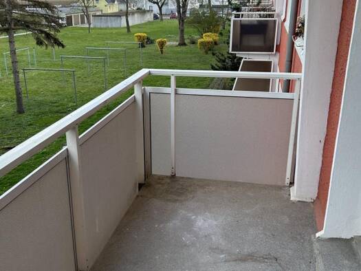 Wohnung zur Miete 345 € 3 Zimmer 62,7 m² 1. Geschoss Gustav-Adolf-Straße 14 Bad Dürrenberg 06231