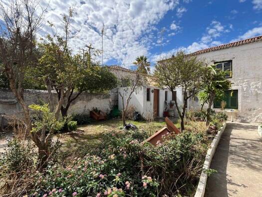 Haus zum Kauf 680.000 € 5 Zimmer 170 m² 280 m² Grundstück Spetses 18050