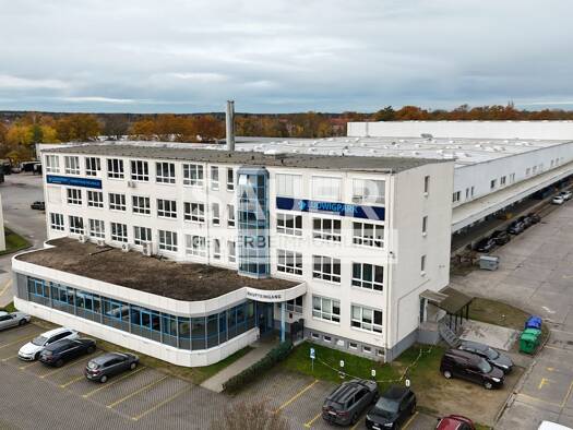 Lagerhalle zur Miete provisionsfrei 4,90 € 3.472 m² Lagerfläche teilbar ab 1.728 m² Ludwigsfelde Ludwigsfelde 14974