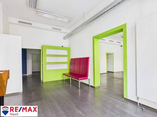 Laden zum Kauf 134.000 € 173 m² Verkaufsfläche Wiener Neustadt 2700
