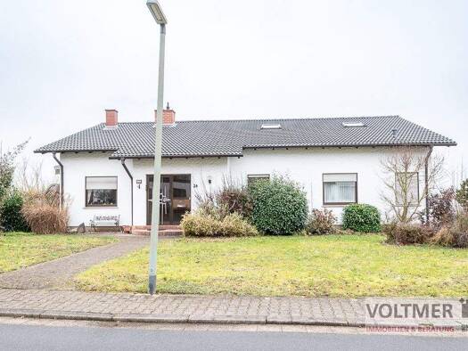 Haus zum Kauf 300.000 € 9,5 Zimmer 265 m² 852 m² Grundstück Ottweiler 66564