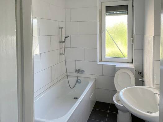 Wohnung zur Miete 411 € 2 Zimmer 63,2 m² 1. Geschoss Gerhard-Stötzel-Straße 7 Südostviertel Essen 45139