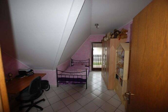 Property thumbnail 32