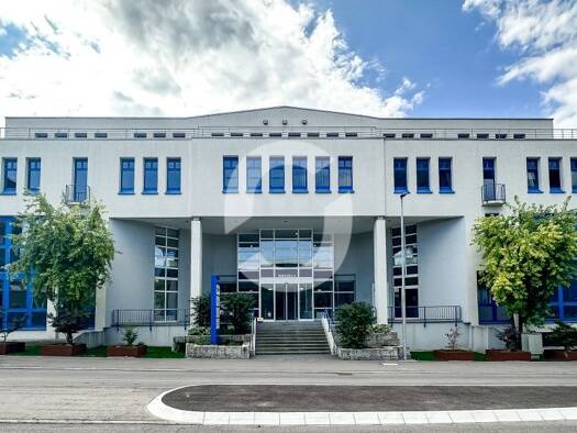 Büro zur Miete provisionsfrei 12,90 € 165 m² Bürofläche teilbar ab 165 m² Ost Sindelfingen 71065