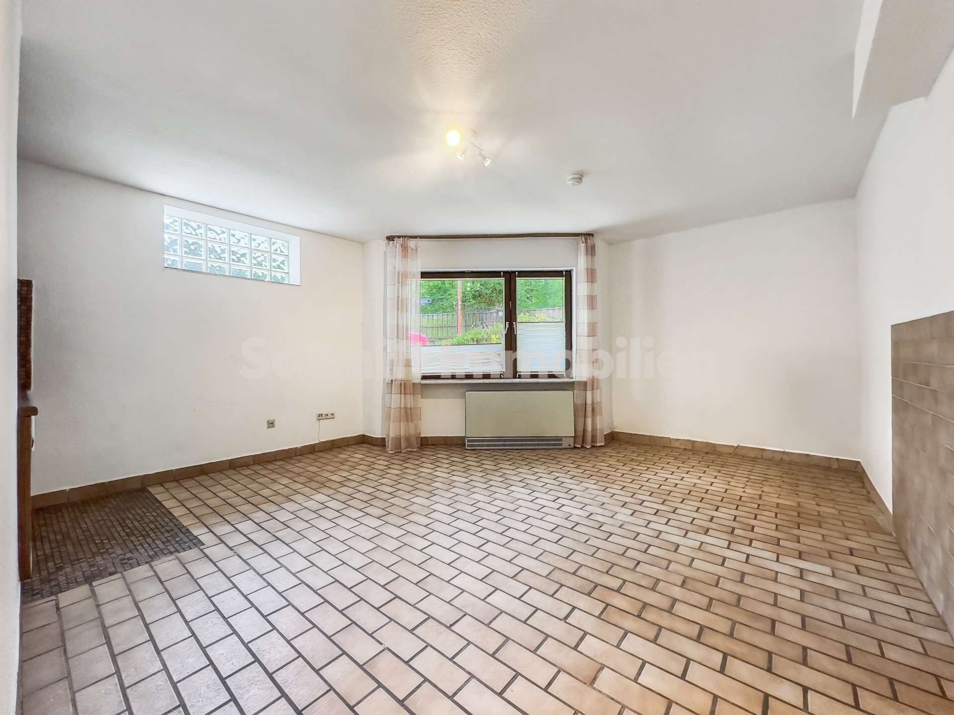 Wohnung zur Miete 410 € 1 Zimmer 27,2 m²<br/>Wohnfläche 1.<br/>Geschoss 01.02.2025<br/>Verfügbarkeit Schwanheim Frankfurt am Main 60529