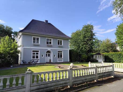 Villa zum Kauf 374.000 € 6 Zimmer 200 m² 2.500 m² Grundstück frei ab sofort Lutten Goldenstedt 49424