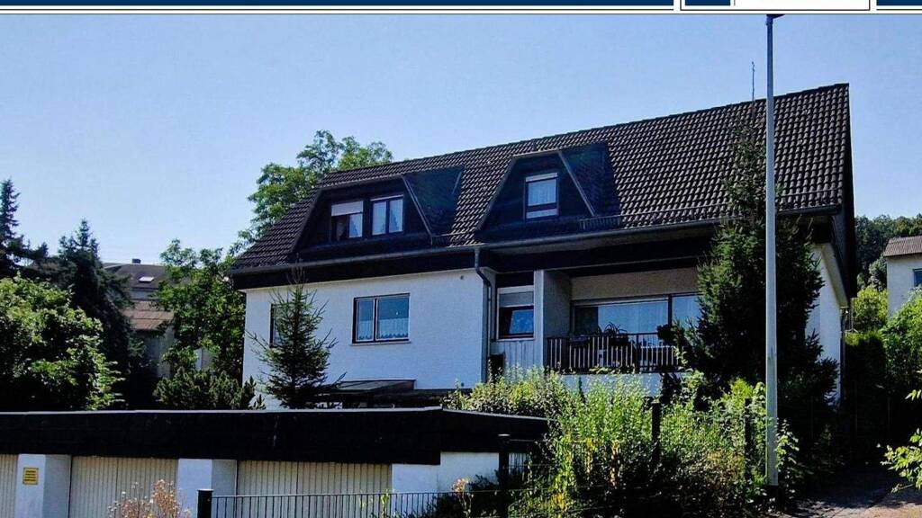 Mehrfamilienhaus zum Kauf als Kapitalanlage geeignet 529.000 € 11 Zimmer 310 m² 1.089 m² Grundstück Runkel 65594