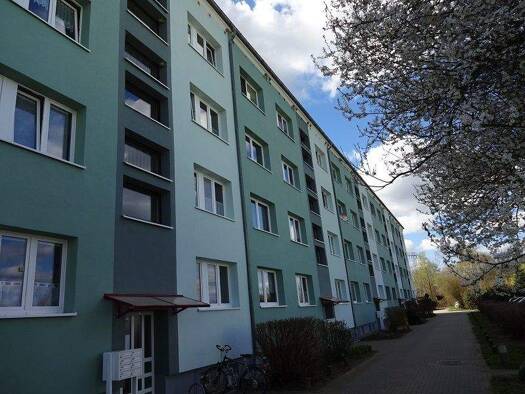 Wohnung zur Miete 260 € 1 Zimmer 33,8 m² 3. Geschoss frei ab 01.12.2025 Fünfeichen 1 Südstadt Neubrandenburg 17033
