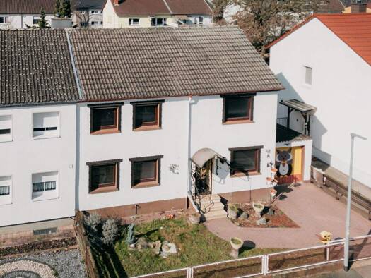 Doppelhaushälfte zum Kauf 349.000 € 6 Zimmer 155 m² 457 m² Grundstück Schönau Mannheim 68307