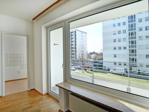 Studio zur Miete 885 € 1 Zimmer 34,1 m² 1. Geschoss frei ab 01.09.2026 Am Stutenanger 7a Oberschleißheim 85764
