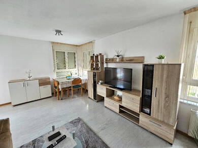 Wohnung zur Miete 410 € 1,5 Zimmer 45 m² 4. Geschoss frei ab 01.07.2025 Im Gambrinus 1 Singen Singen 78224