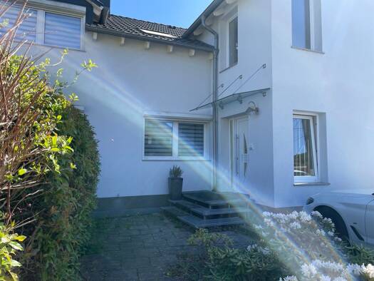 Wohnung zur Miete 900 € 3 Zimmer 96 m² Geschoss 48/50 frei ab sofort Gatterstraße 3 Derlen Schwalbach 66773