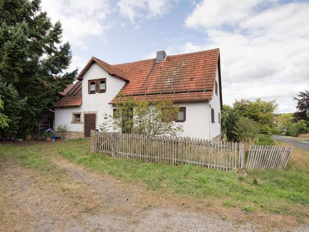 Einfamilienhaus zum Kauf 80.000 € 85 m² 14.939 m² Grundstück frei ab sofort Volkers Bad Brückenau 97769