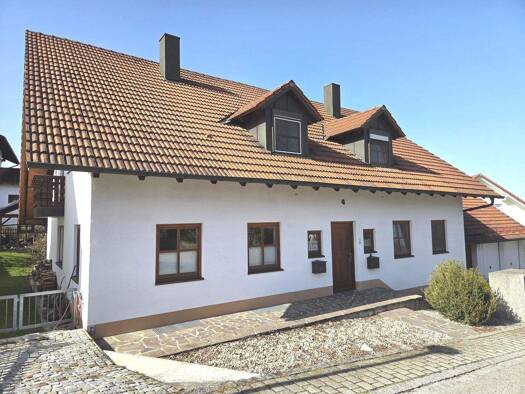 Haus zum Kauf 479.000 € 4 Zimmer 97 m² 300 m² Grundstück Obergangkofen Kumhausen 84036