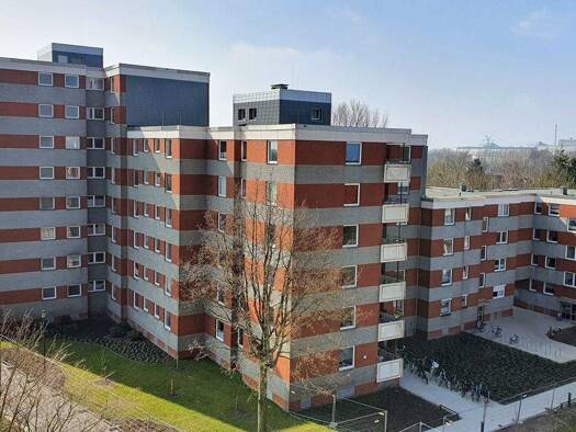Wohnung zum Kauf 249.000 € 12 Zimmer 270 m² frei ab sofort Wilhelm-Leuschner-Straße 1-45 Borssum/Hilmarsum Emden 26725