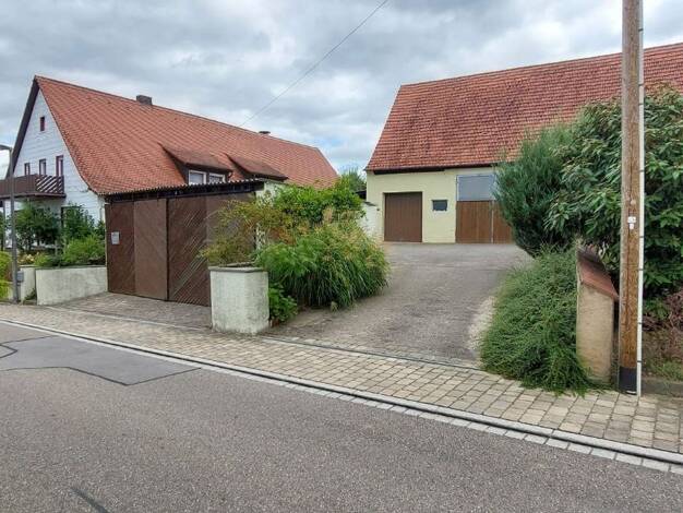 Einfamilienhaus zum Kauf 447.000 € 7 Zimmer 240 m² 1.698 m² Grundstück Westheim Westheim 91747