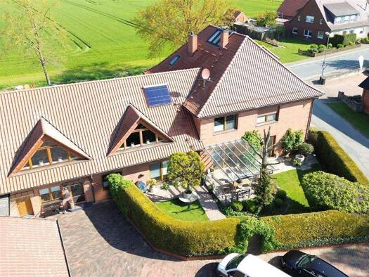 Herrenhaus zum Kauf 13 Zimmer 356 m² 3.540 m² Grundstück Nendorf Stolzenau , Weser 31592