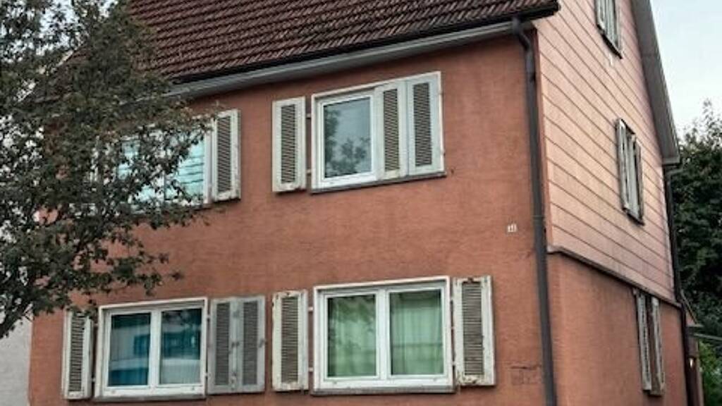 Mehrfamilienhaus zum Kauf 590.000 € 6 Zimmer 132 m² 143 m² Grundstück Stammheim Stuttgart 70439