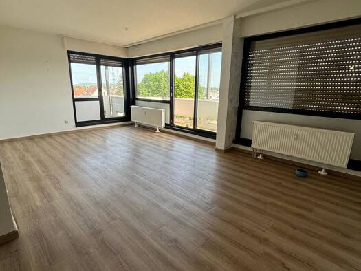 Wohnung zur Miete 650 € 4 Zimmer 90,6 m² 3. Geschoss Diefflen Dillingen 66763